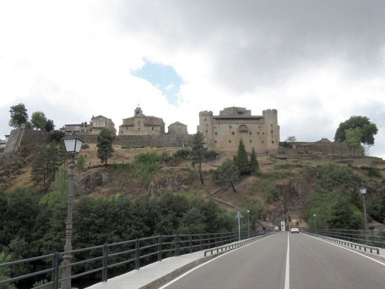 Kijk op de citadel van het kasteel